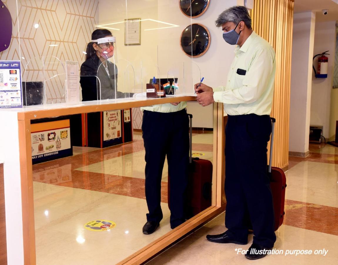 Hotel Palace Residency near Lokmanya Tilak Terminus Mumbai Bagian luar foto