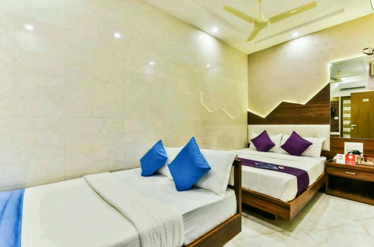 Hotel Palace Residency near Lokmanya Tilak Terminus Mumbai Bagian luar foto