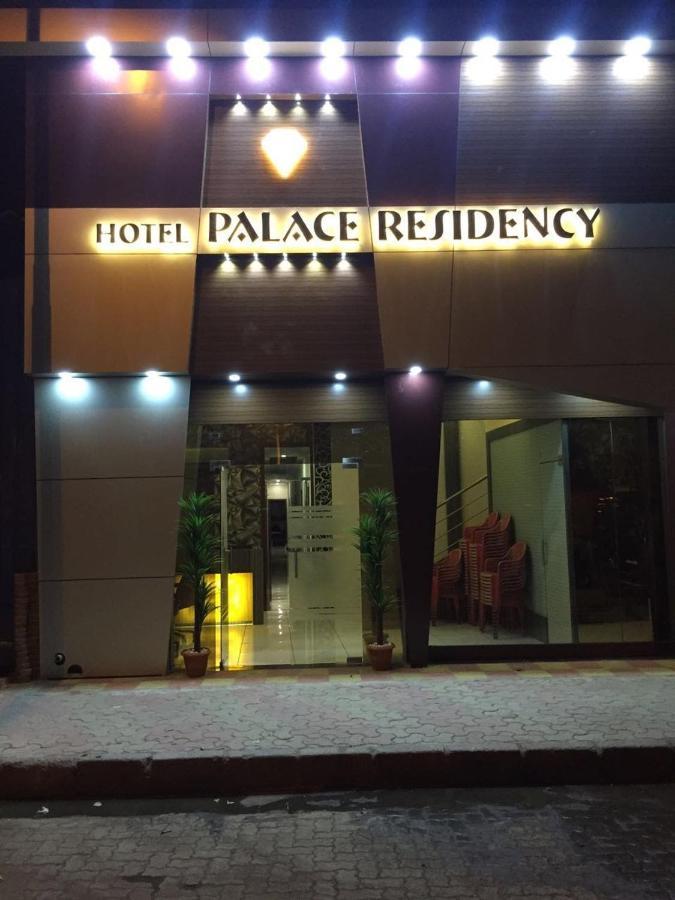 Hotel Palace Residency near Lokmanya Tilak Terminus Mumbai Bagian luar foto