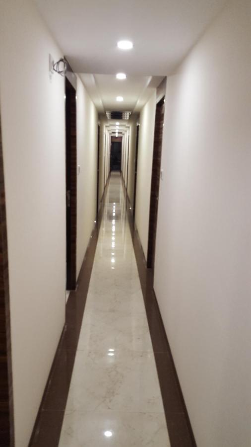 Hotel Palace Residency near Lokmanya Tilak Terminus Mumbai Bagian luar foto
